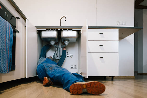 Professional Pipe Repair technician working in North Lewisburg, OH